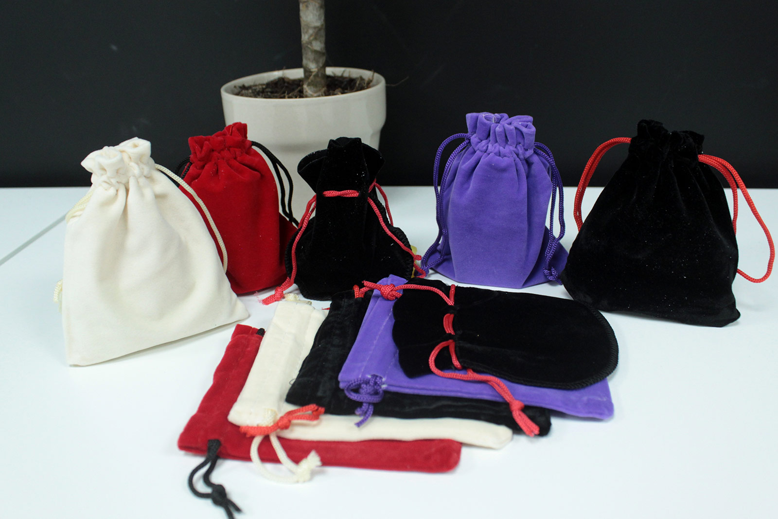 Quality Velvet Pouches - Ancient Wisdom Dropshipping